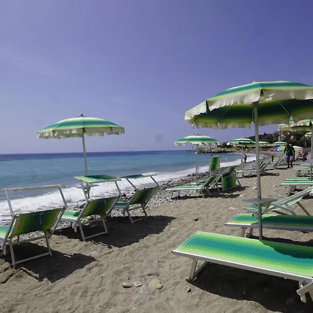 Lora Rda Luxury Bordighera