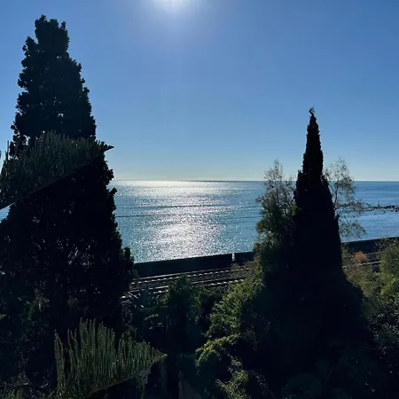 Lora Rda Luxury Hotel 3*