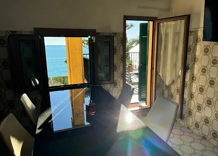 Lora Rda Luxury 3* Bordighera