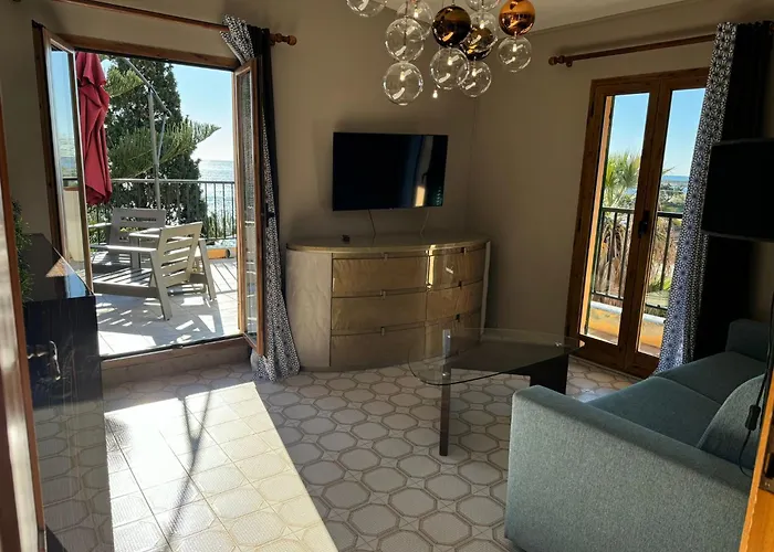 Ξενοδοχείο Lora Rda Luxury 3*