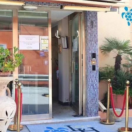 Lora Rda Luxury Hotel 3*