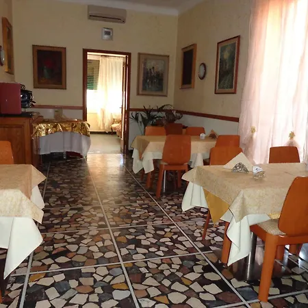 Ξενοδοχείο Lora Rda Luxury