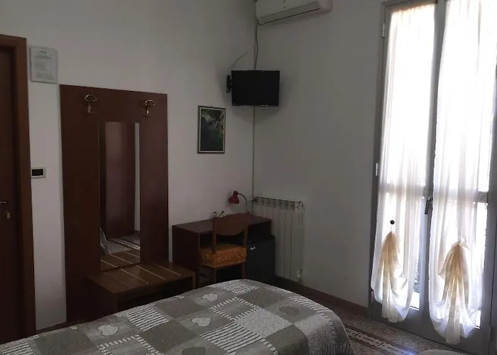 Hotel Lora Rda Luxury