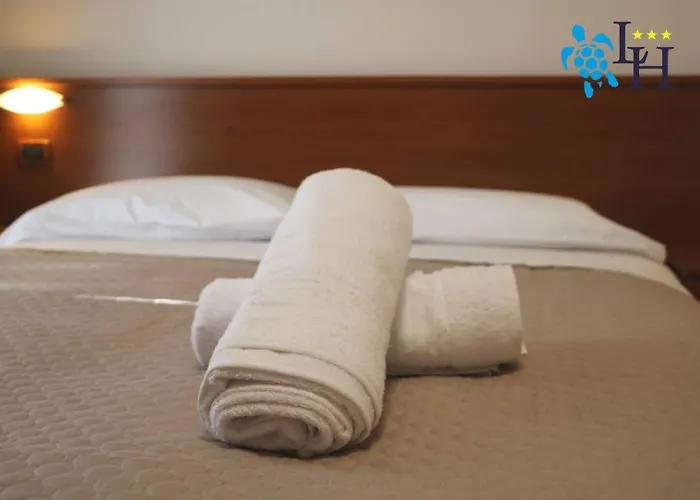 Lora Rda Luxury Hotel