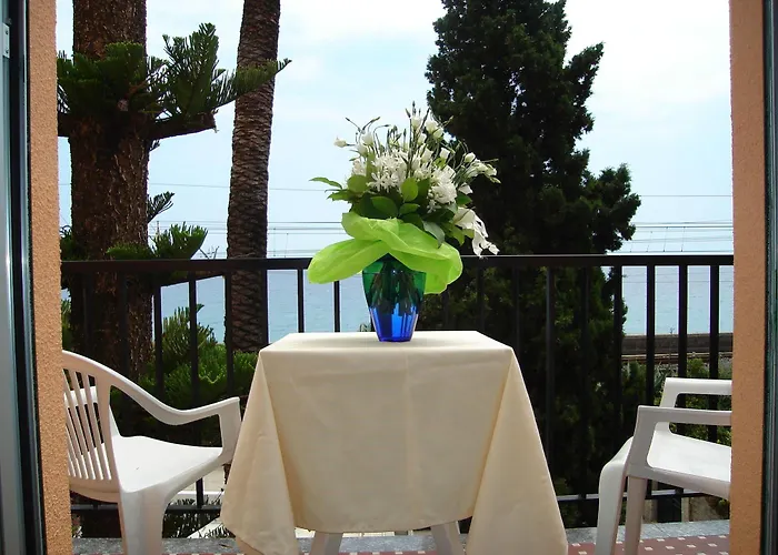 Hotel Lora Rda Luxury